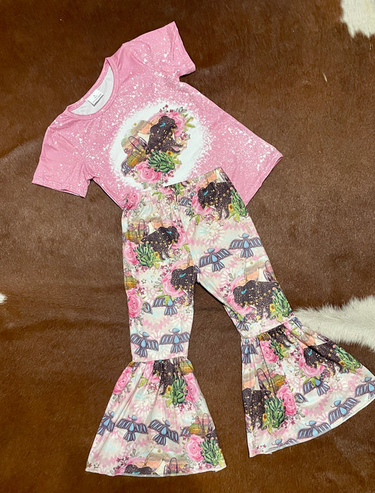 Short sleeve top and bottom