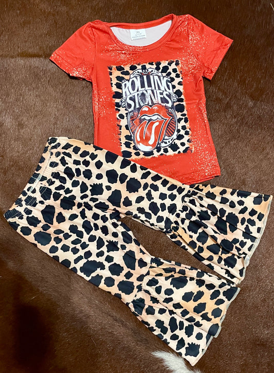 Short sleeve shirt and bottom