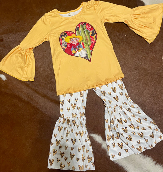 3/4 sleeve shirt and bottom
